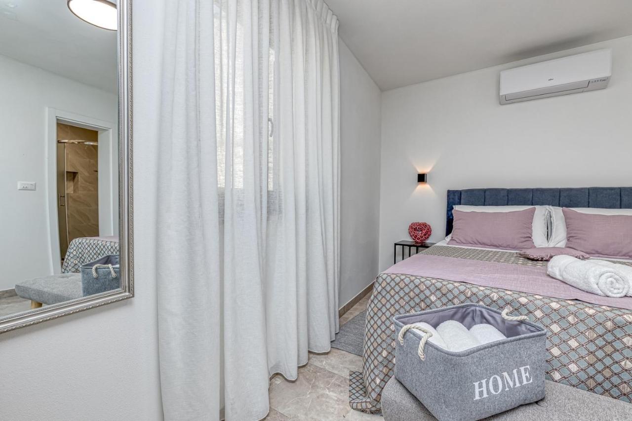 Rooms Nilda Musalez Exteriör bild